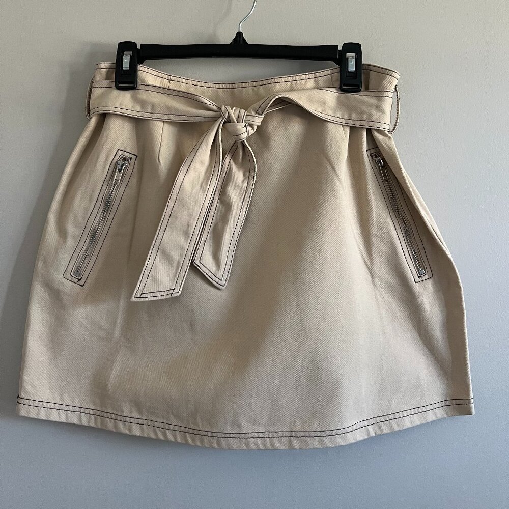 SUGARLIPS | Verdant Utilitarian Contrast Stitch Mini Skirt | Size Large